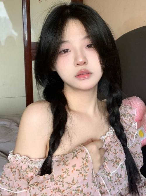 女生下面有黄色分泌物严重吗的相关介绍