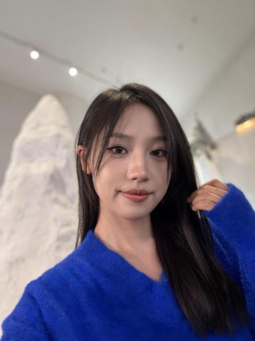 欧美熟女大尺度的相关介绍