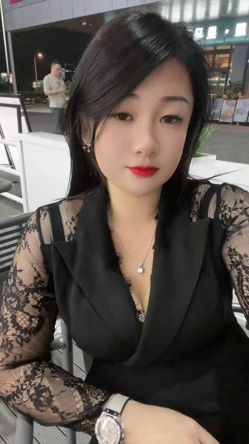 扒开人妻11p的相关介绍