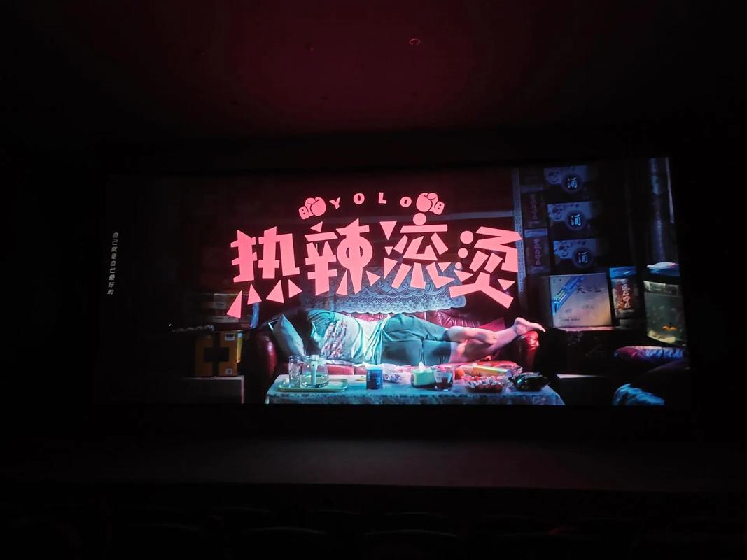 黑人与中国少妇av的相关介绍