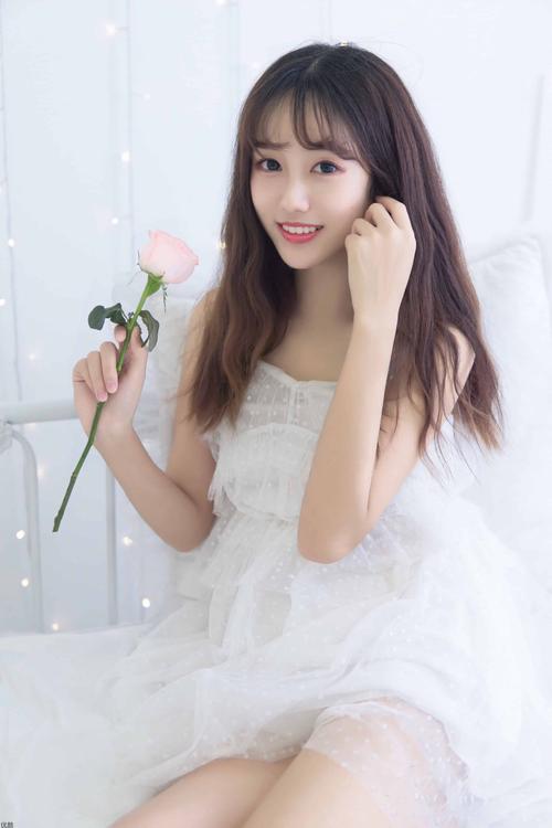 欧美美足美脚一区二区的相关介绍