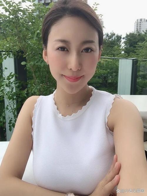 女士下边有黄色分泌物的相关介绍