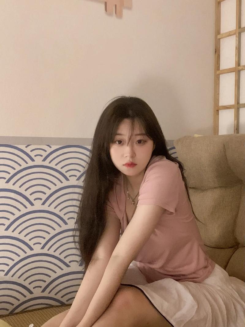 男生狂插美女的相关介绍