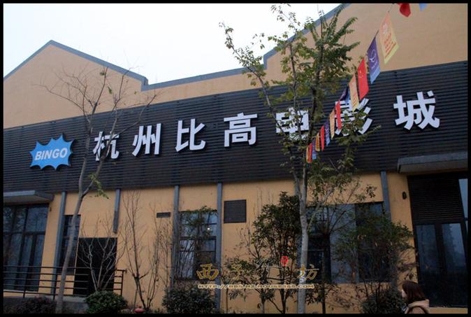 女生内裤总有黄色分泌物的相关介绍