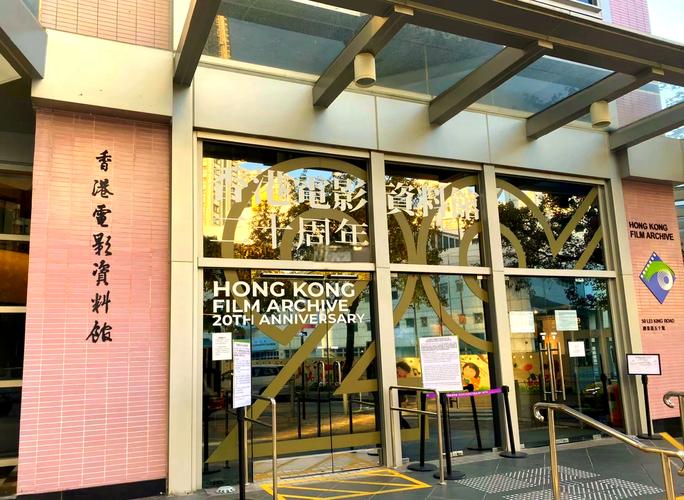 熟女少妇免费一区二区的相关介绍