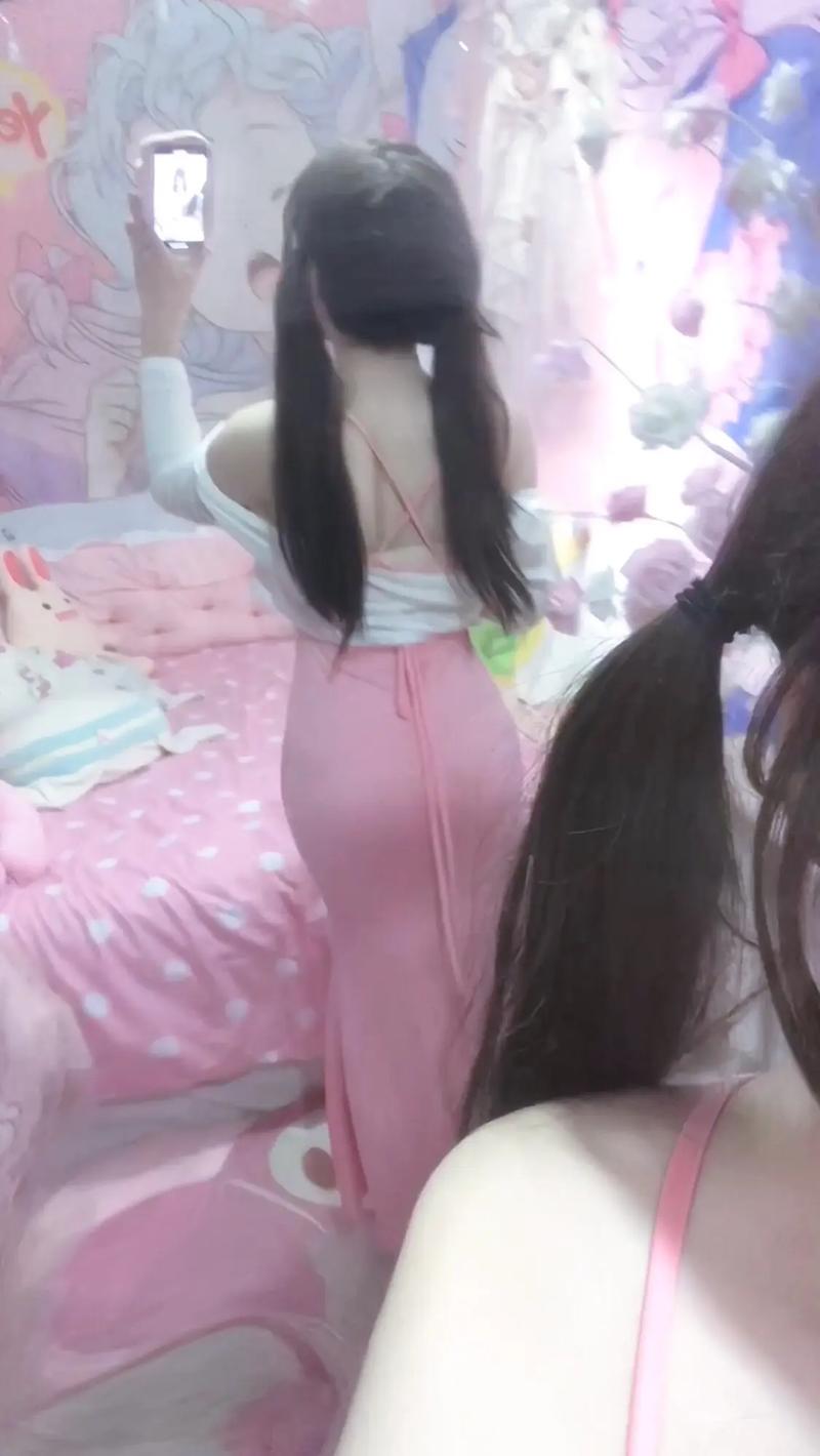美女福利影视蜜桃av的相关介绍