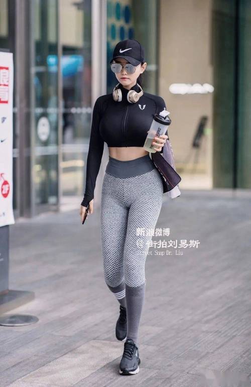 裸体性按摩的相关介绍