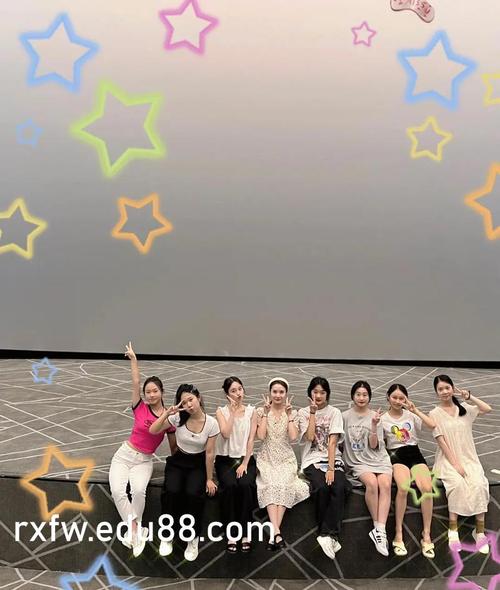 国模一少妇c0peg一av的相关介绍