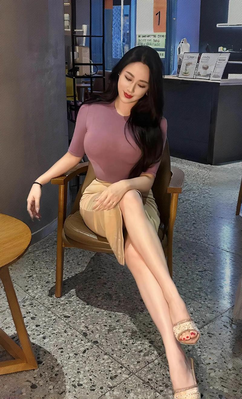 欧美少妇裸体图片的相关介绍