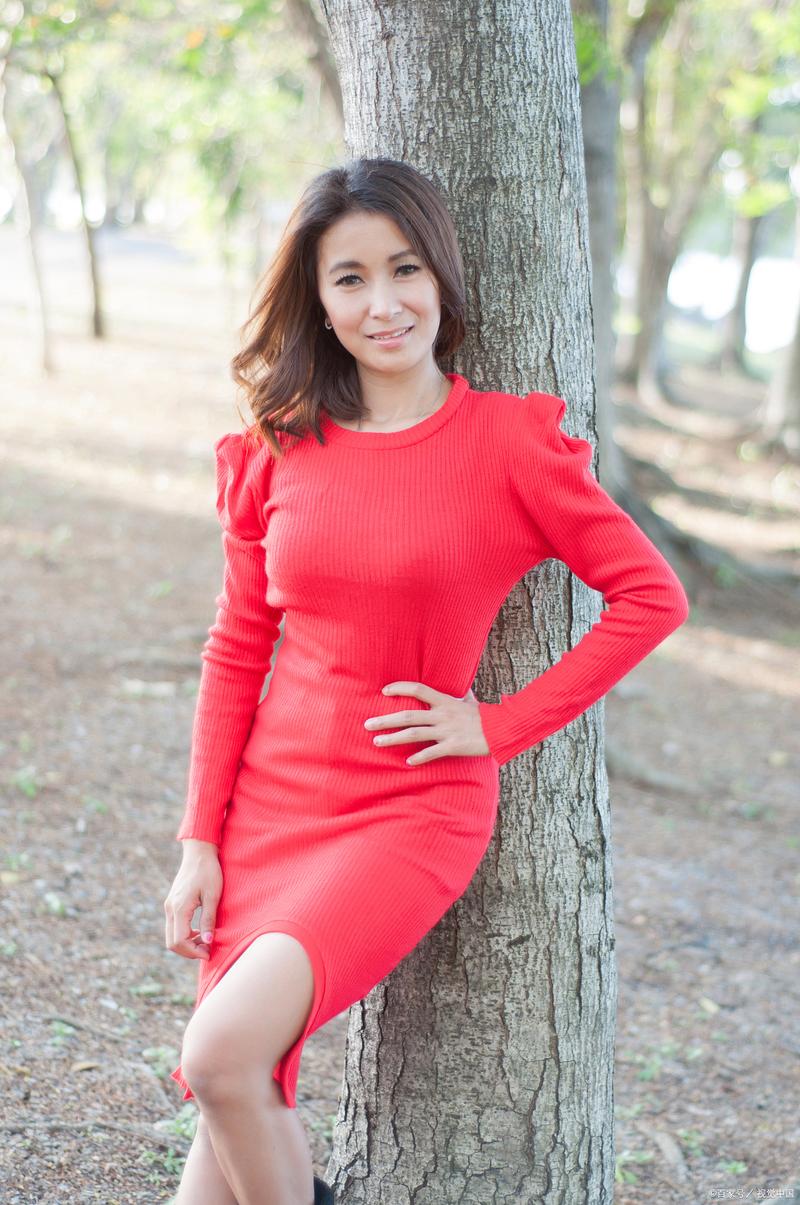 美女老师被我操视频的相关介绍