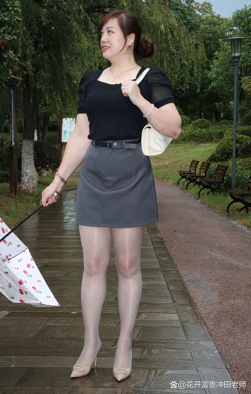 动漫操人的的相关介绍