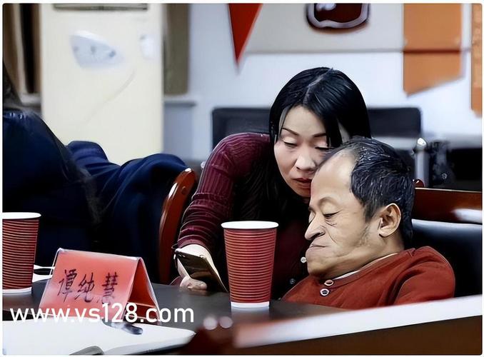 小窝电影院的相关介绍