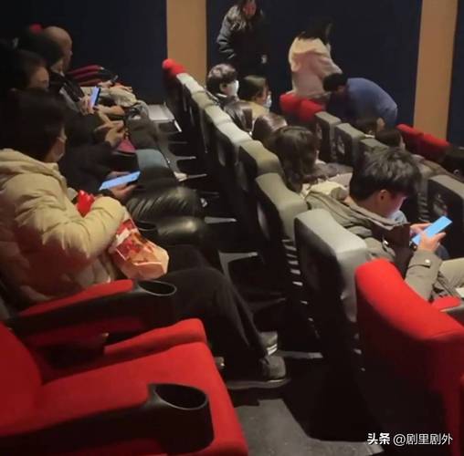 精品国产色婷婷,精品国产av的相关介绍