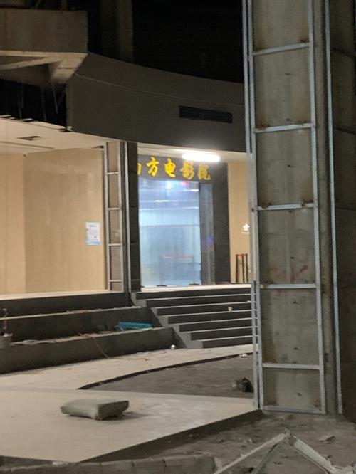 丰满雪白极品少妇流白浆的相关介绍