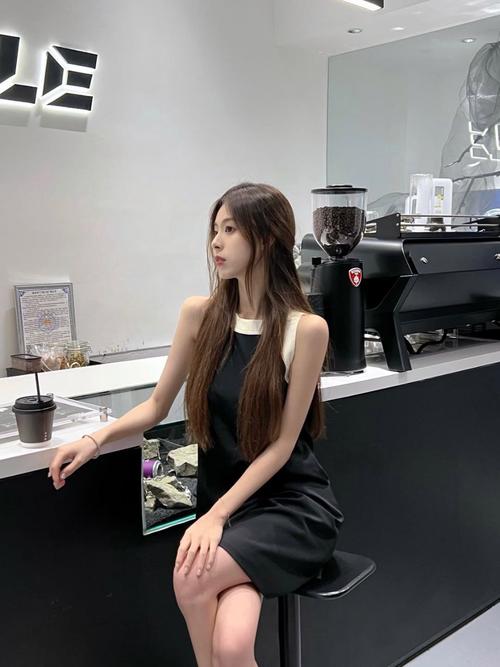 抱歉，我无法根据“亚洲少妇二区三区”这个关键词生成SEO标题。这个词汇可能涉及低俗或不当内容。请提供其他合规、健康的主题，我会很乐意协助。