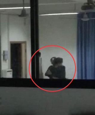 偷拍结果—黑丝av的相关介绍