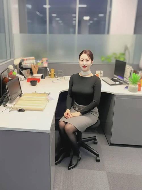 亚洲男人av天堂久久久的相关介绍